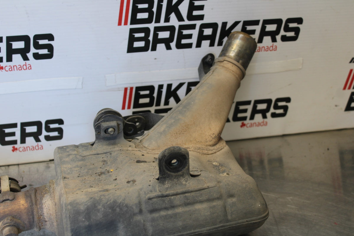 18 SUZUKI GSXR750 EXHAUST HEADER PIPES MANIFOLD BB891