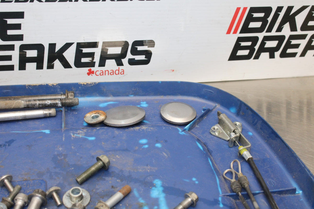 06-07 KAWASAKI NINJA 650R EX650A MOUNTING BOLTS HARDWARE MOTOR SCREWS BB774
