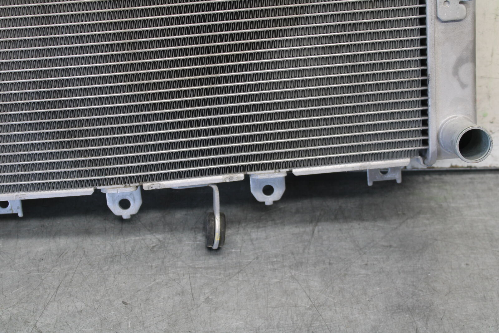 18-23 KAWASAKI NINJA 400 ENGINE RADIATOR MOTOR COOLER COOLING RADIATER BB679