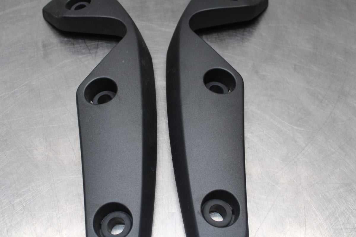 24-25 KAWASAKI ELIMINATOR 450 REAR STRUT FRAME COVER BB869