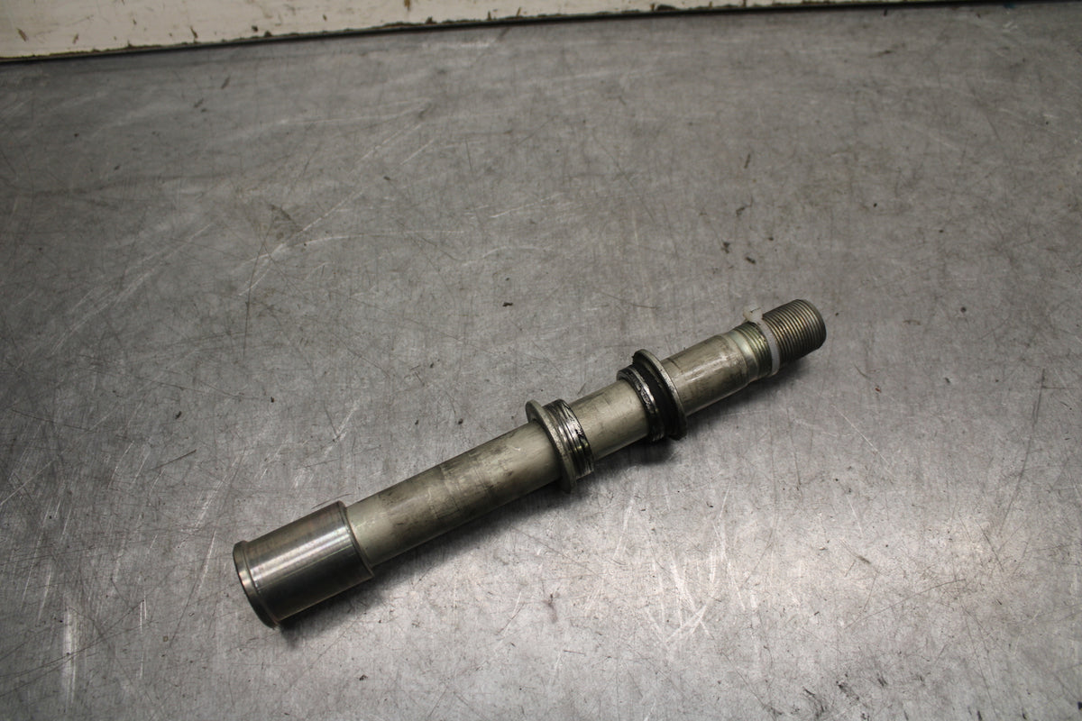 13-18 KAWASAKI NINJA ZX6R FRONT WHEEL RIM AXLE PIVOT BOLT 41068-0595 BB666