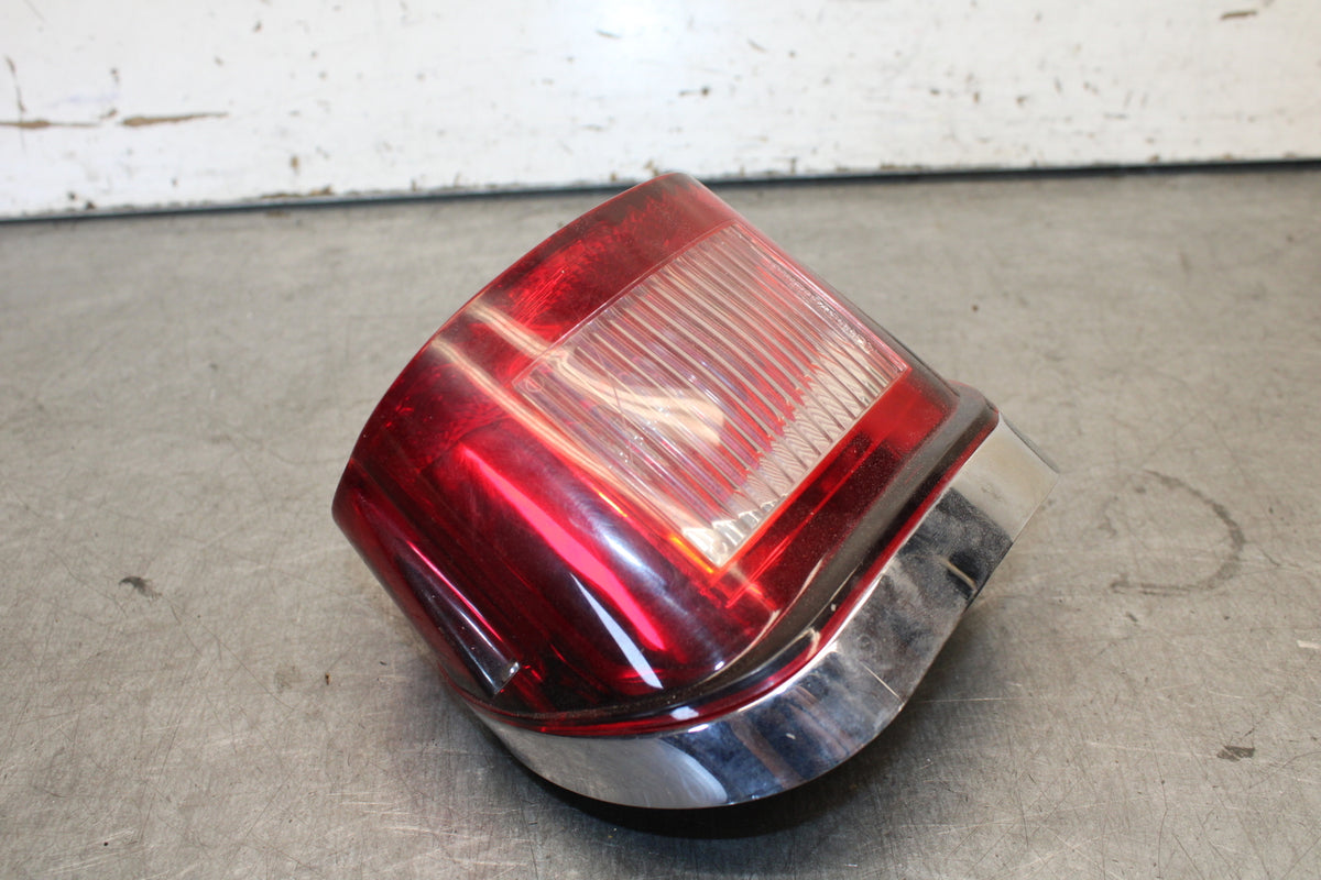 04-16 HARLEY-DAVIDSON SPORTSTER 883 TAILLIGHT REAR TAIL BRAKE LIGHT BB680
