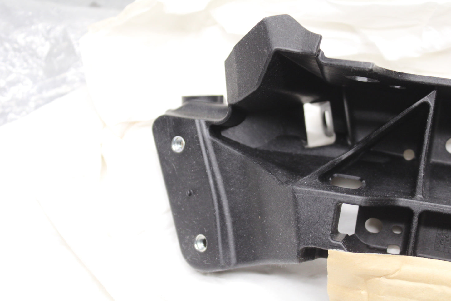 19-23 KAWASAKI NINJA ZX6R UPPER FAIRING MIRROR GAUGES STAY BRACKET BB749