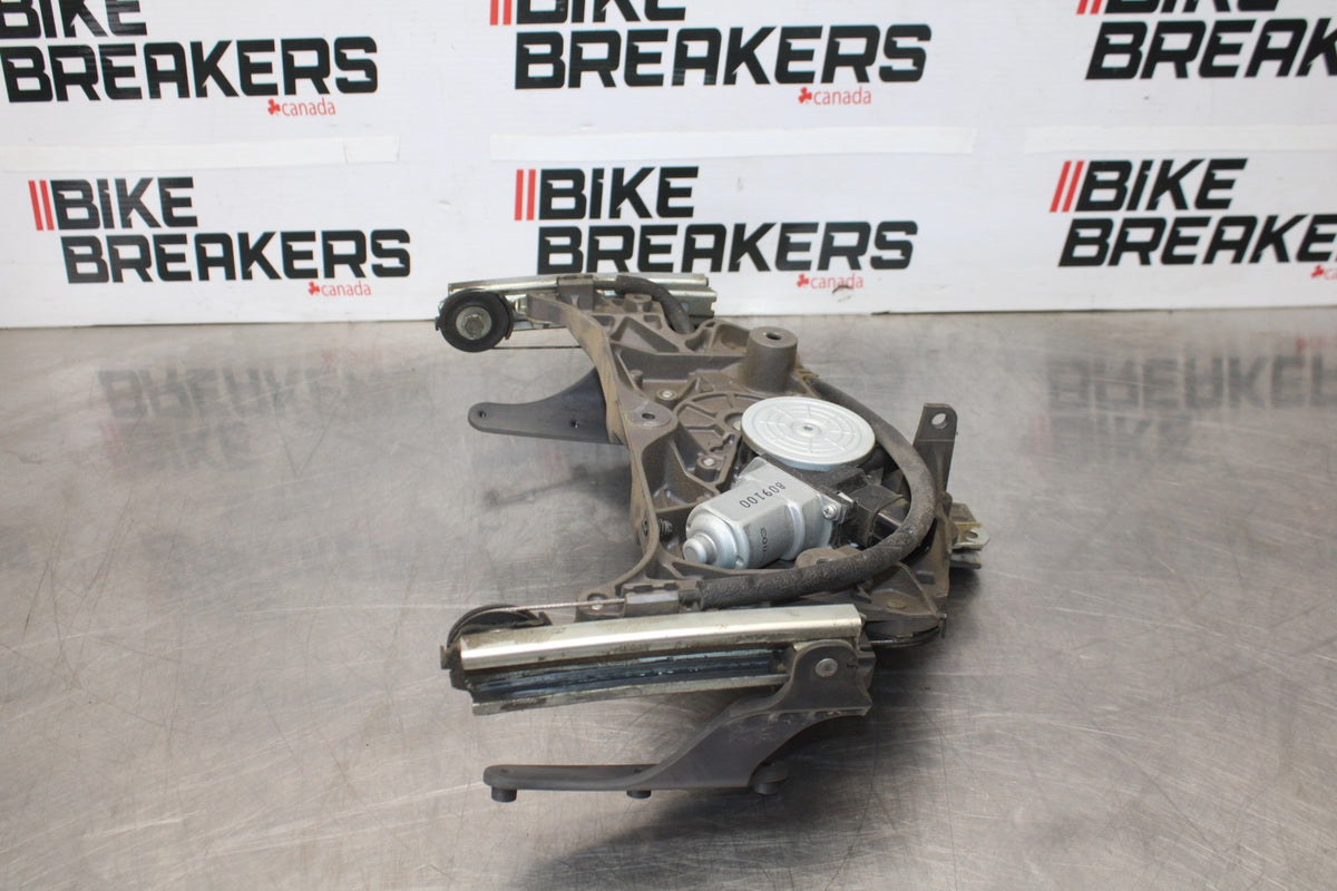 09 KAWASAKI CONCOURS 14 ZG1400B WINDSHIELD WINDSCREEN MOTOR ADJUSTER BB875