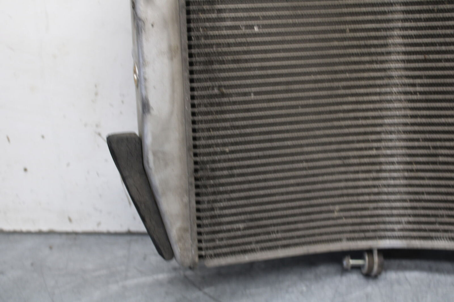 13-18 KAWASAKI NINJA ZX6R ENGINE RADIATOR MOTOR COOLER COOLING RADIATER  BB682