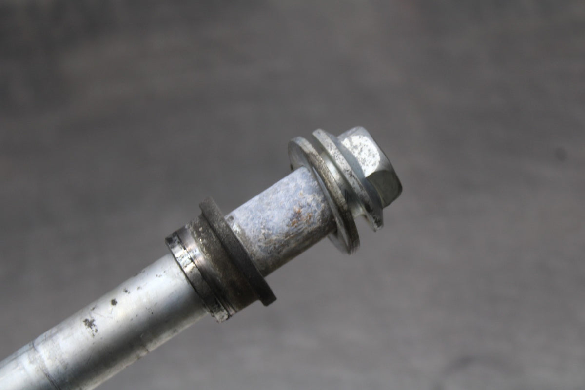 07 KAWASAKI NINJA 650 EX650 REAR AXLE BACK WHEEL RIM PIVOT BOLT AXEL BB844