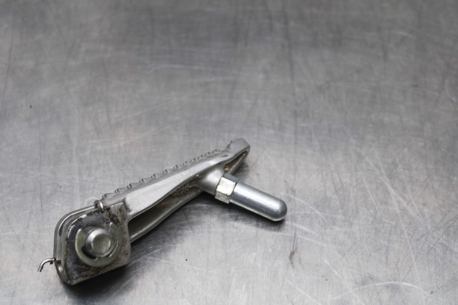 13-17 KAWASAKI NINJA 300 EX300 ABS RIGHT FRONT FOOT REST PEG STEP BB187