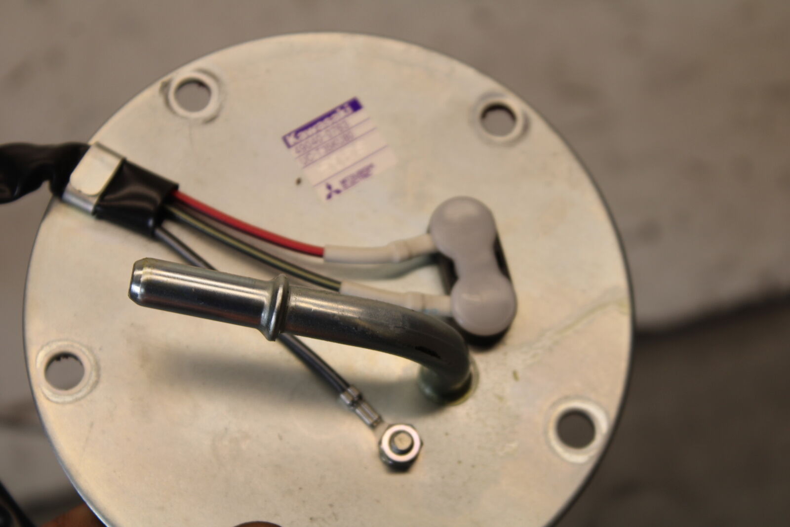 18-23 KAWASAKI NINJA 400 FUEL PUMP GAS PETROL SENDER UNIT  BB679