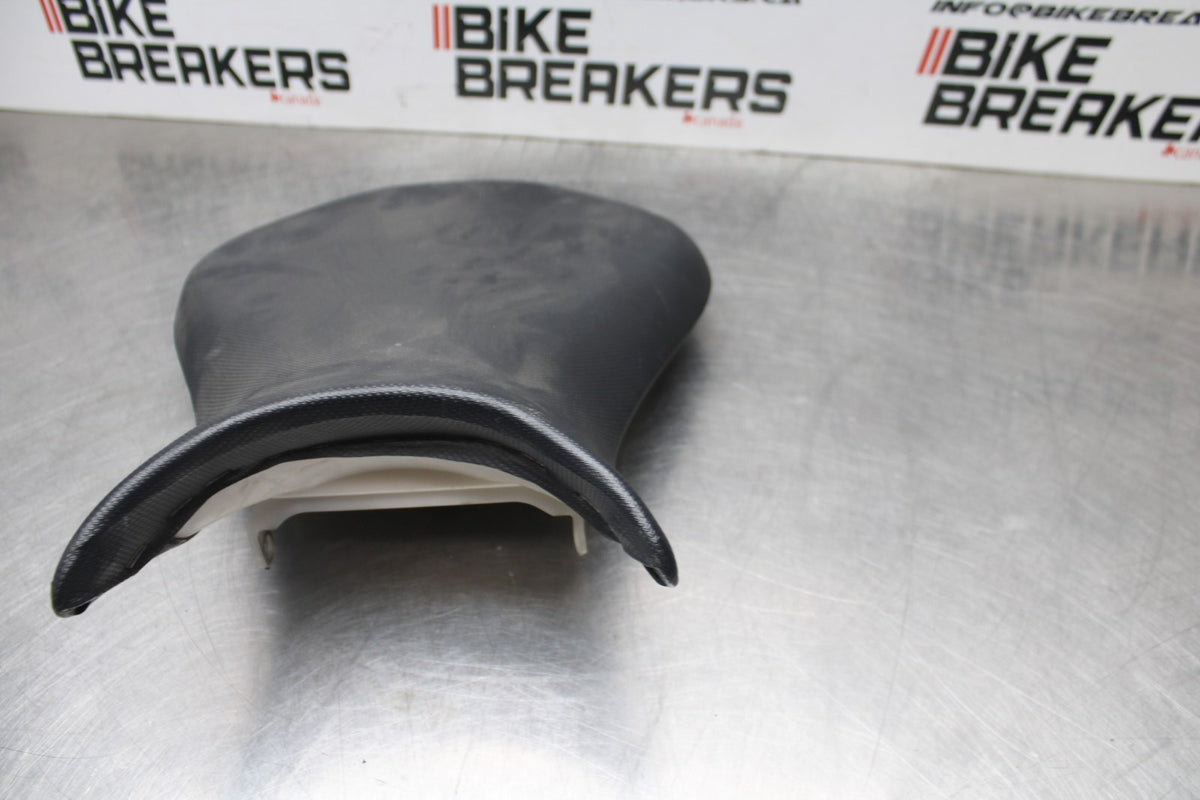 07-08 KAWASAKI NINJA ZX6R FRONT DRIVERS SEAT PAD SADDLE  BB855