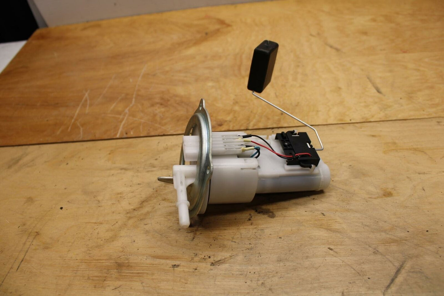 18-21 YAMAHA XSR700 FUEL PUMP GAS PETROL SENDER UNIT BB323