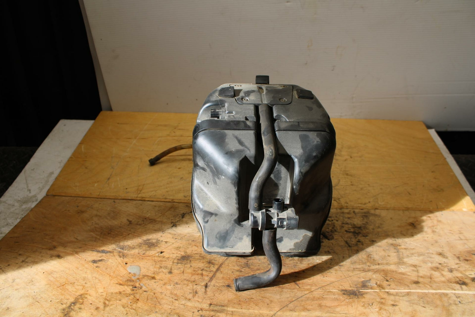 09-10 KAWASAKI ER-6N AIRBOX AIR INTAKE FILTER BOX BB325