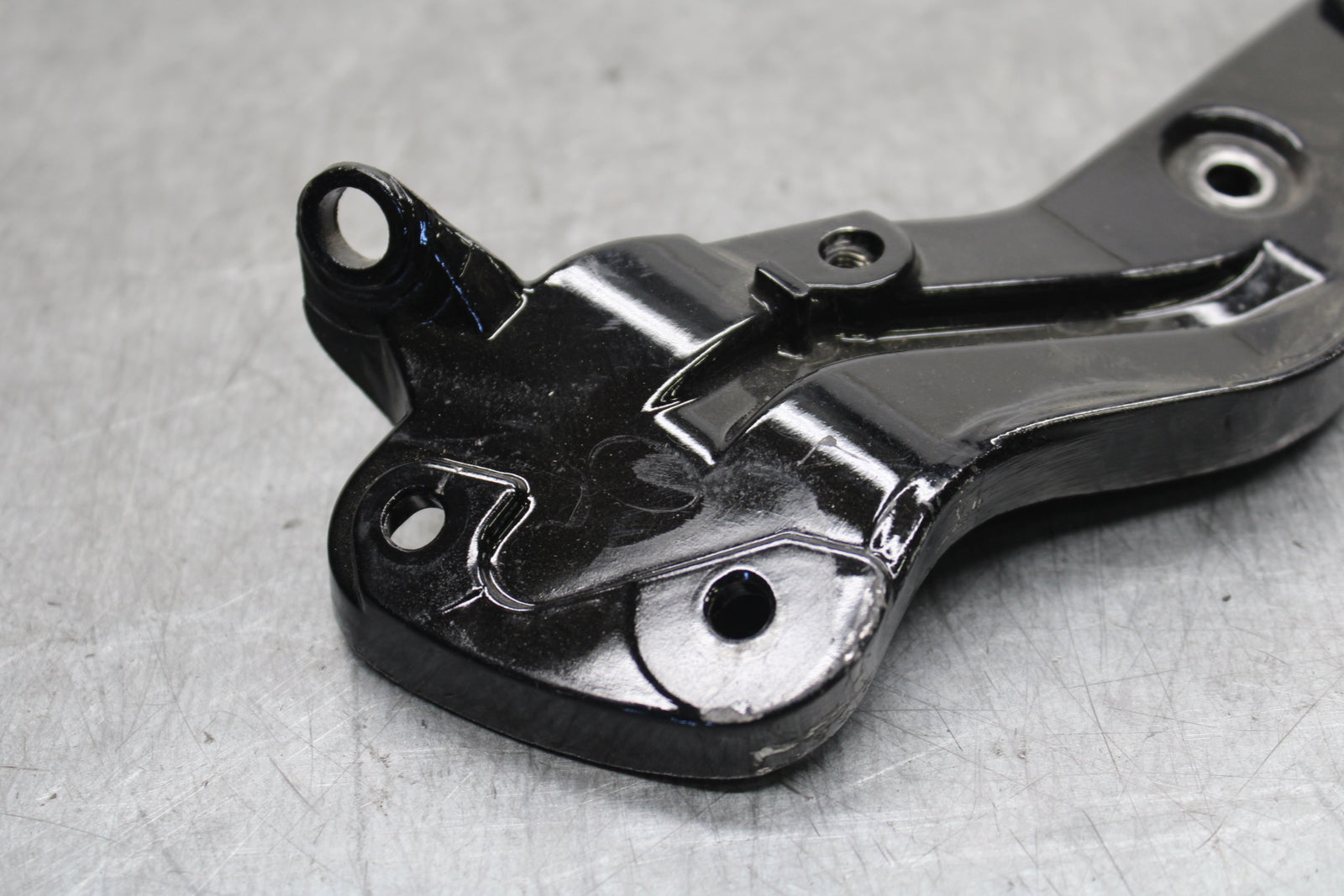 11-12 KAWASAKI NINJA 400 EX400 C UPPER FAIRING MIRROR GAUGES STAY BRACKET BB358