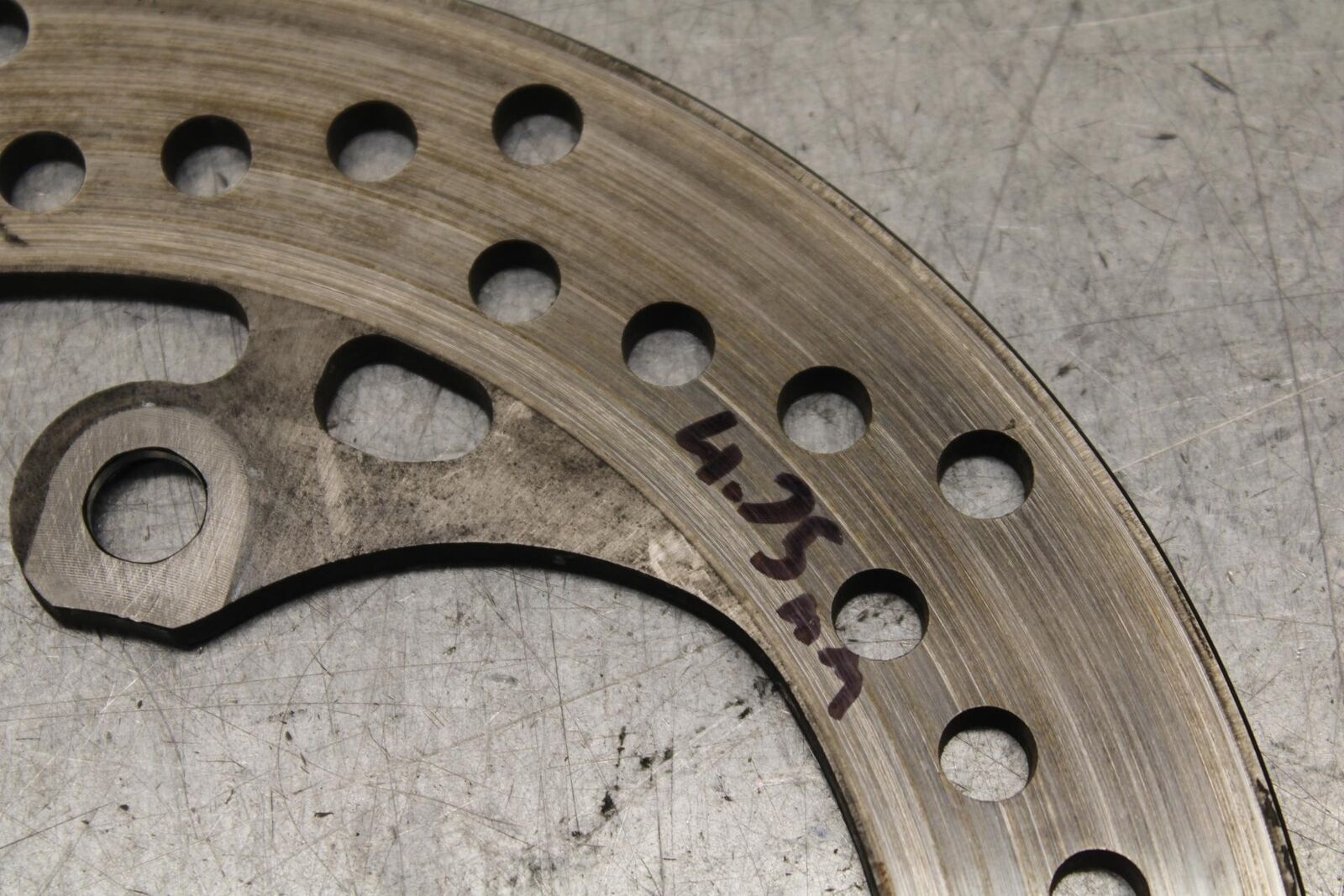 2011 Suzuki GSXR600 REAR ROTOR BACK BRAKE DISC 69211-18G00 BB94