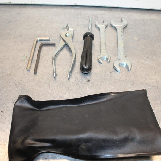 2011 Suzuki GSXR600 STOCK TOOLS OEM TOOL BAG KIT SET BB605