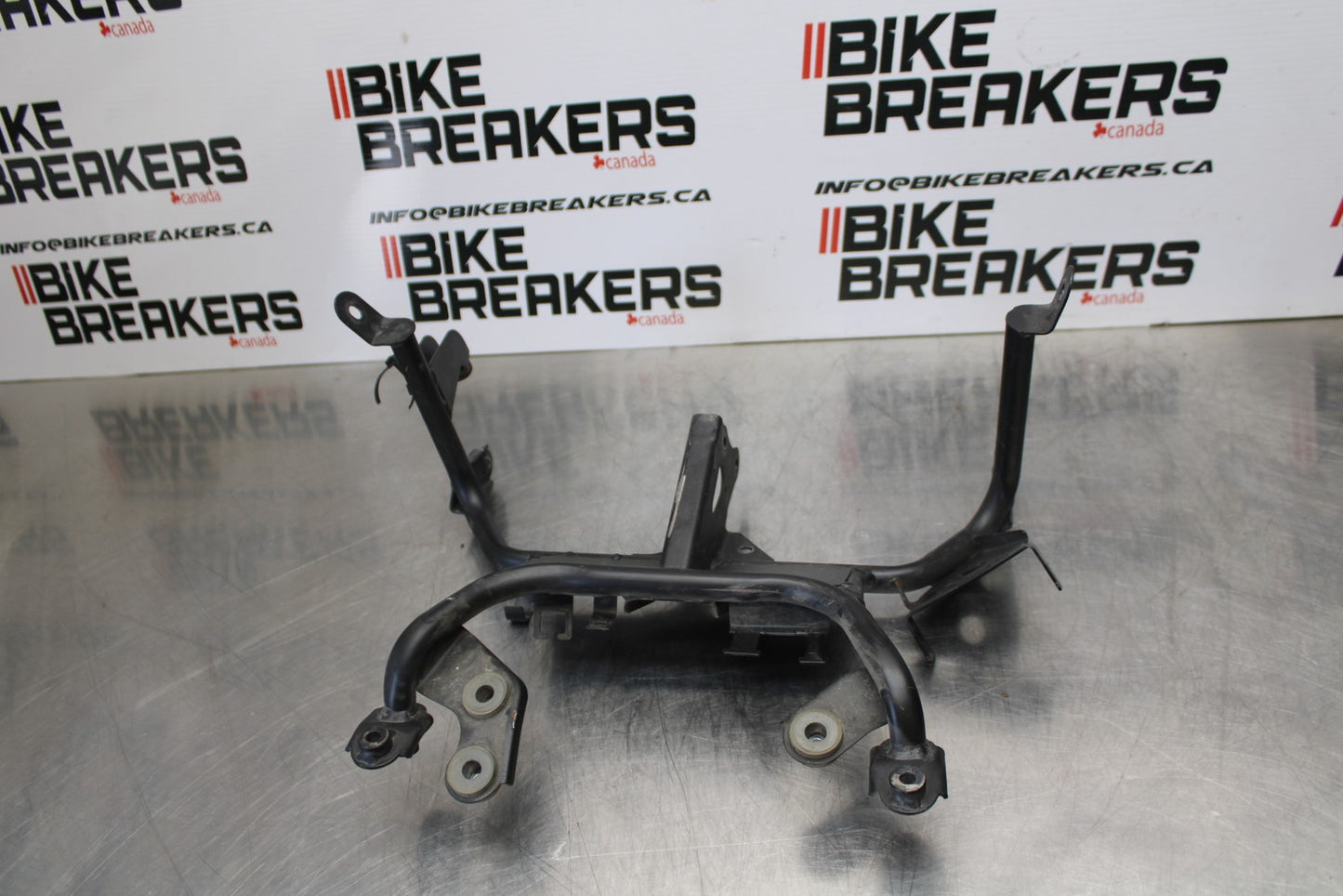 08-18 KAWASAKI KLR650 UPPER FAIRING MIRROR GAUGES STAY BRACKET BB183