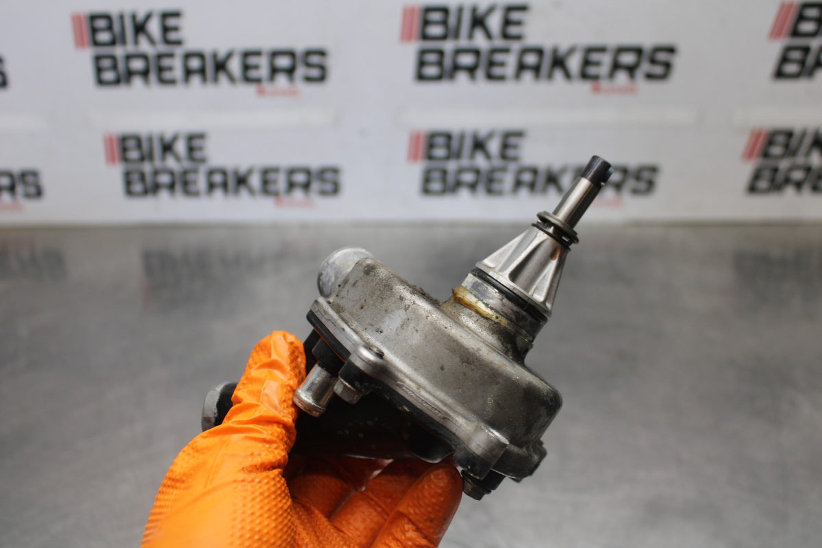 08 KAWASAKI NINJA ZX10R ENGINE WATER COOLANT PUMP  BB902