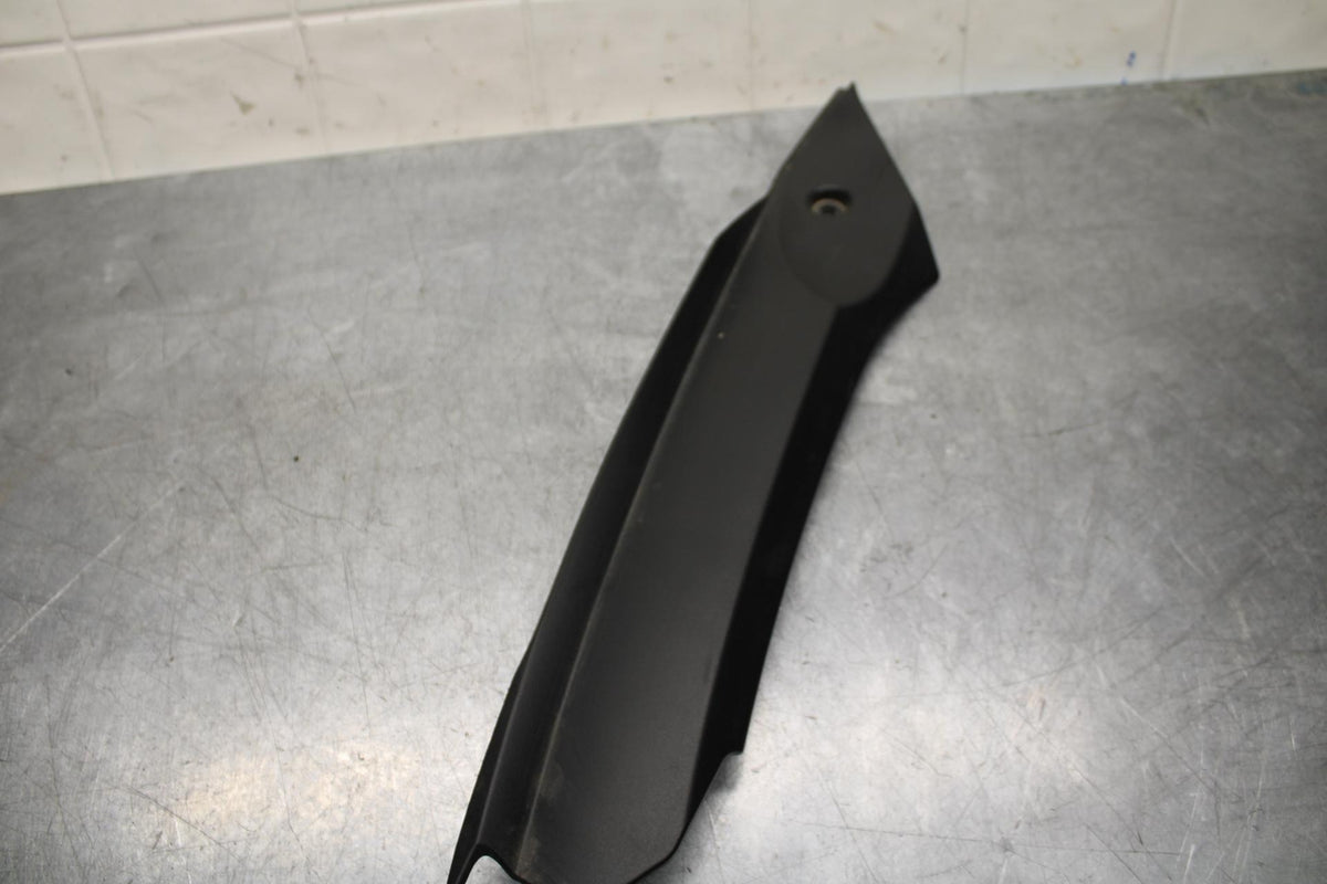 2001 Suzuki GSXR600 LEFT INNER FAIRING COWL PANEL TRIM OEM BB584