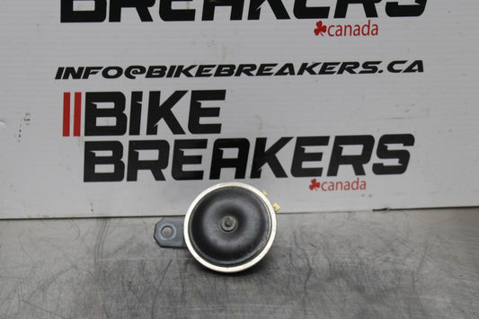 06-07 SUZUKI GSXR 600 HORN SIGNAL BB178