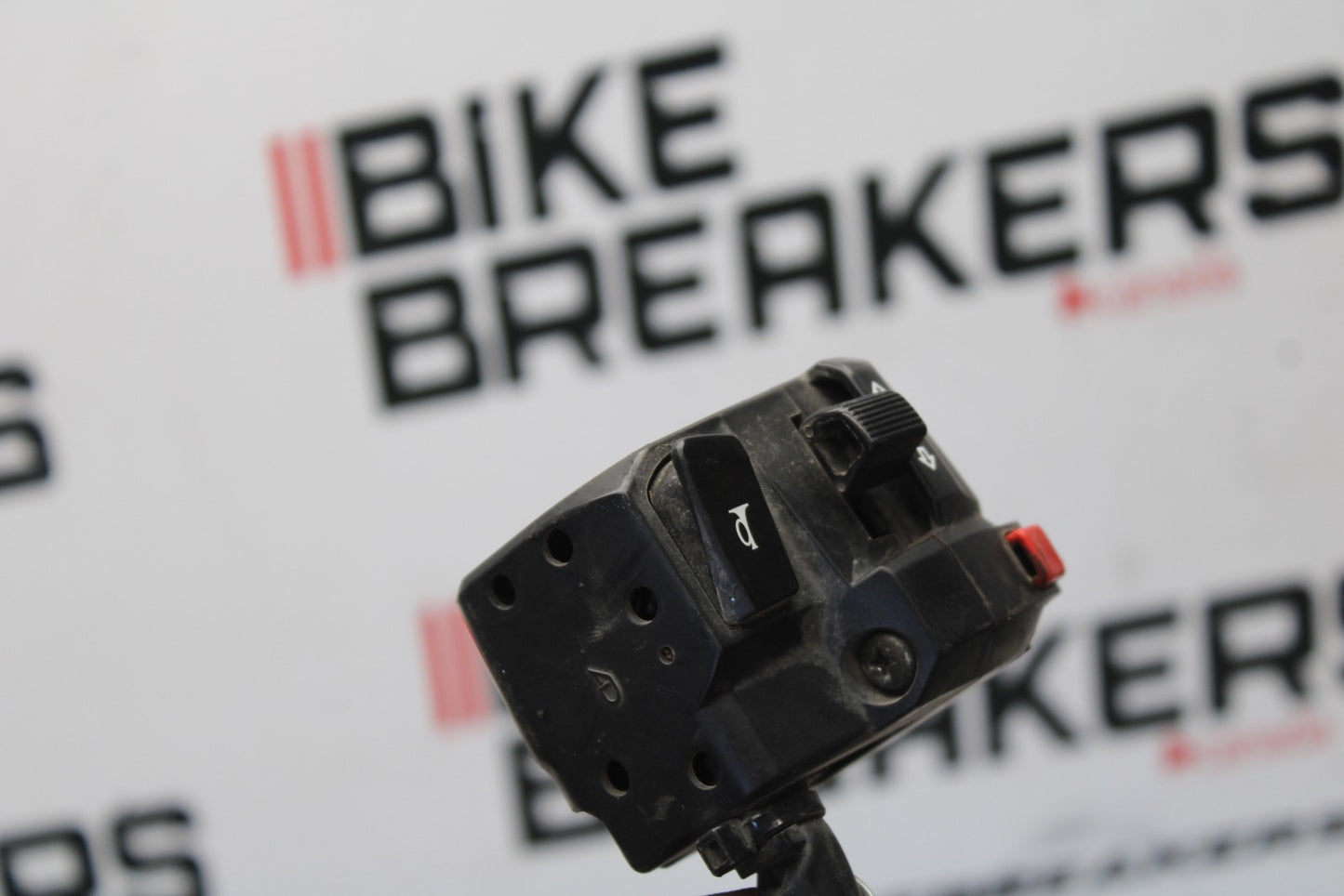 05-06 SUZUKI GSXR1000 LEFT CLIP ON HANDLE HORN SIGNALS SWITCH SWITCHES BB773
