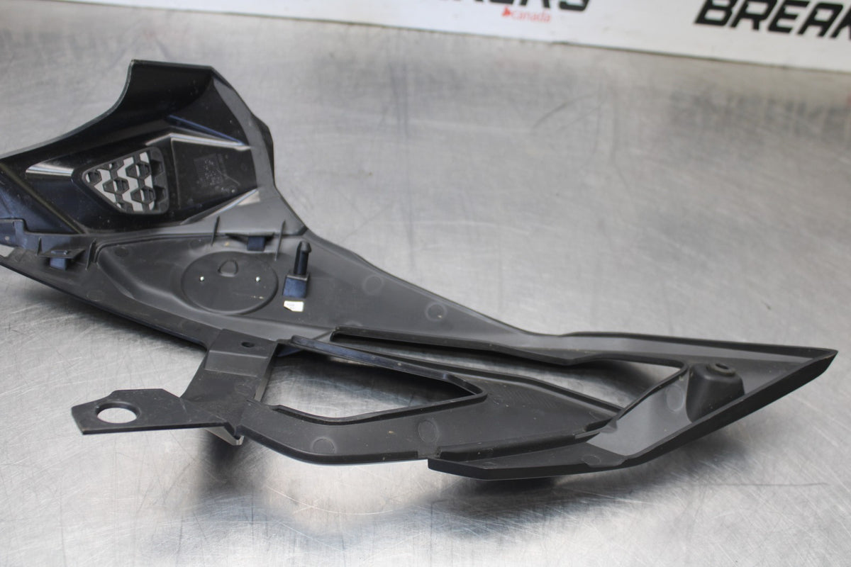 17-20 BMW S1000R RIGHT MID UPPER SIDE FAIRING COWL PLASTIC BB909