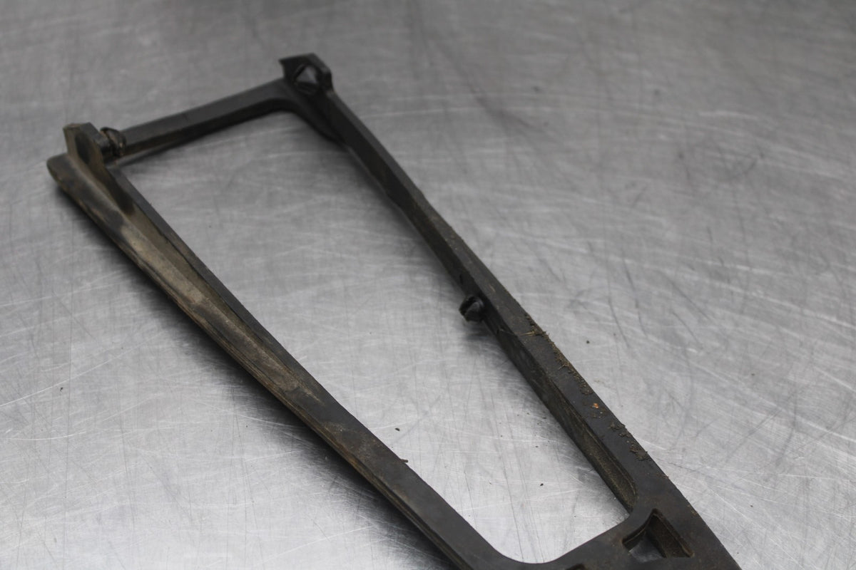 23 YAMAHA YZF R3 SWINGARM CHAIN BUFFER SLIDER GUIDE BB806