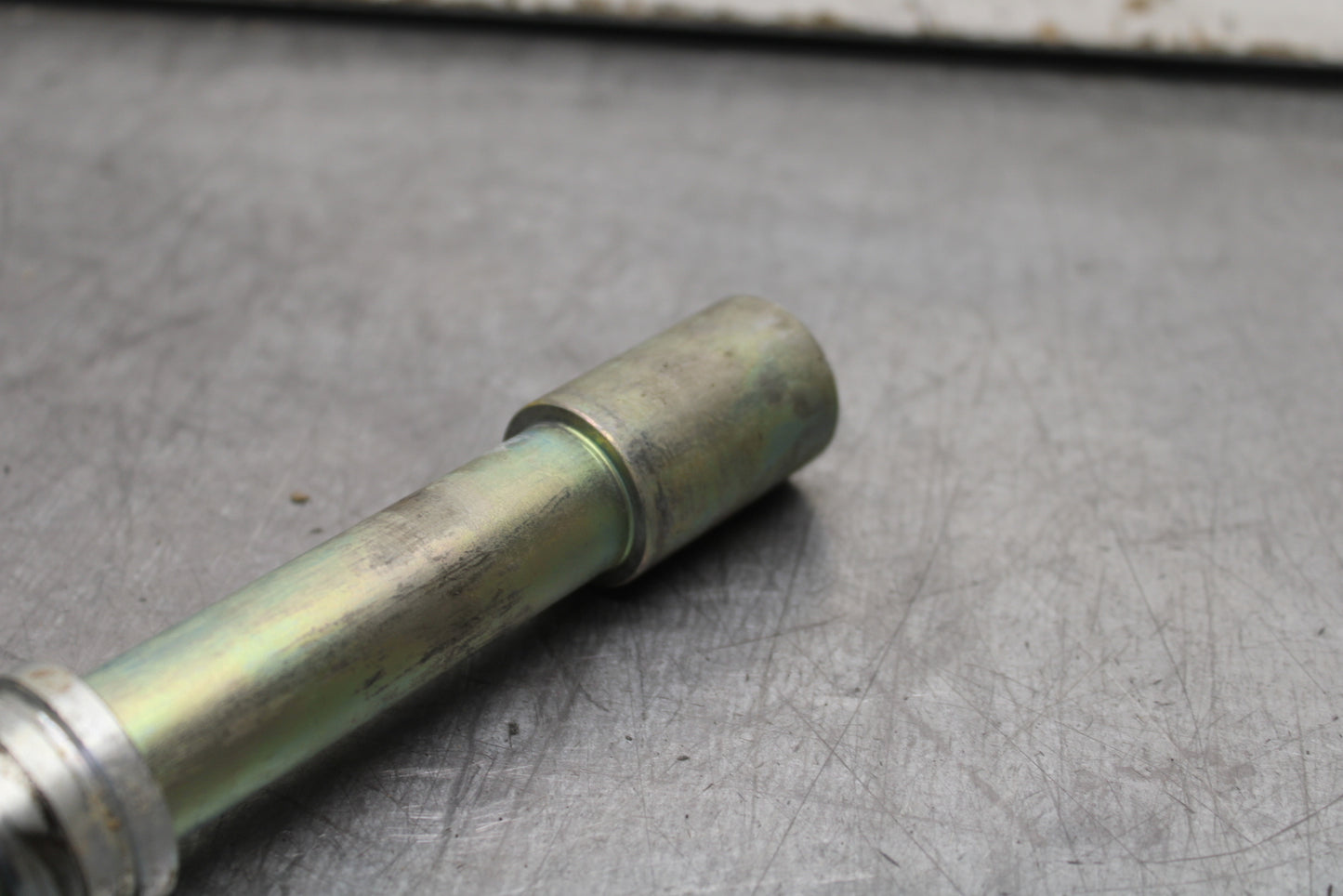 22-24 YAMAHA XSR900 FRONT WHEEL RIM AXLE PIVOT BOLT BB710