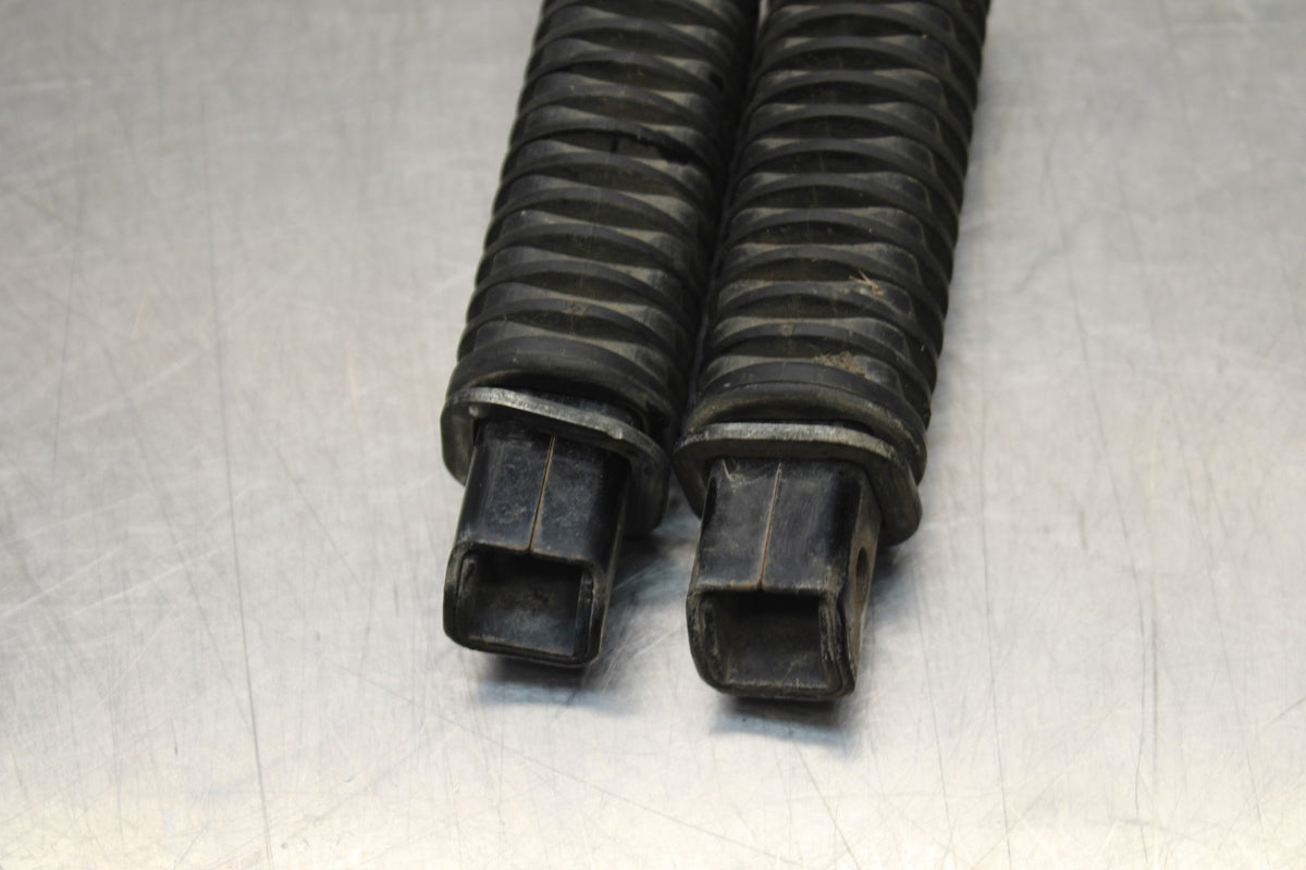 09 HONDA SHADOW 750 VT750 C2 REAR PASSENGER FOOT STEP PEG SET BB809