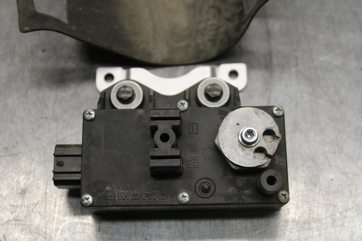 08-16 YAMAHA YZF R6 EXHAUST VALVE SERVO MOTOR BB127