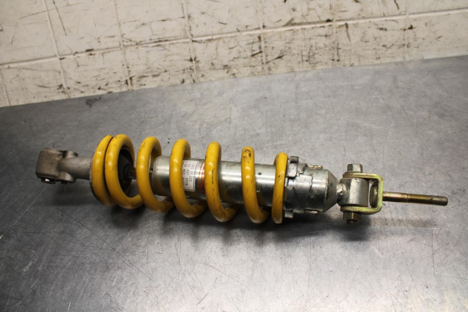 2000 Honda Super Hawk 1000 VTR1000F REAR BACK SHOCK ABSORBER SUSPENSION BB577
