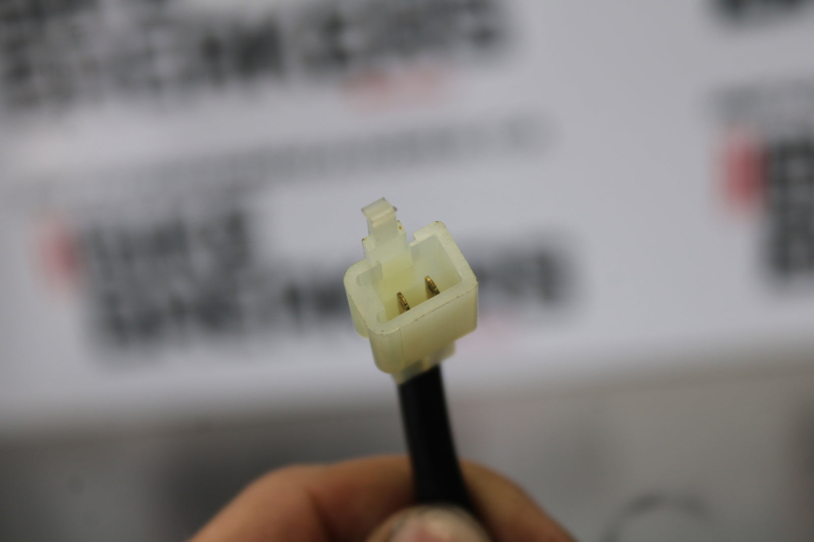 23-24 KAWASAKI NINJA ZX14R NEW!! RIGHT FRONT TURN SIGNAL LIGHT INDICATOR BB169