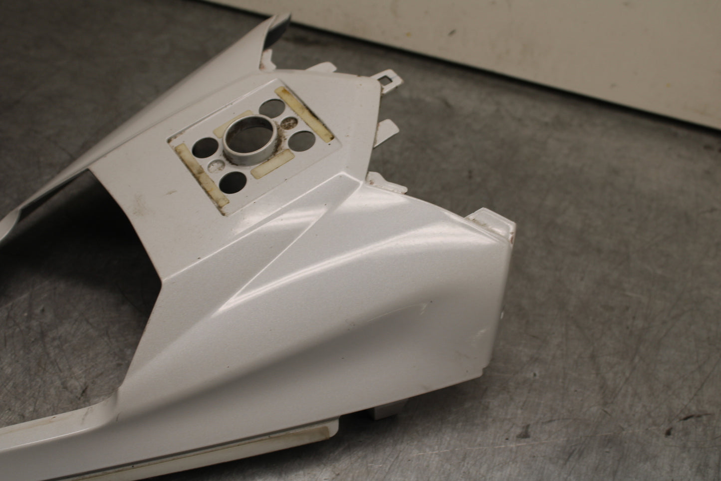 08-16 YAMAHA YZF R6 REAR BACK TAIL FAIRING COWL SHROUD BB431