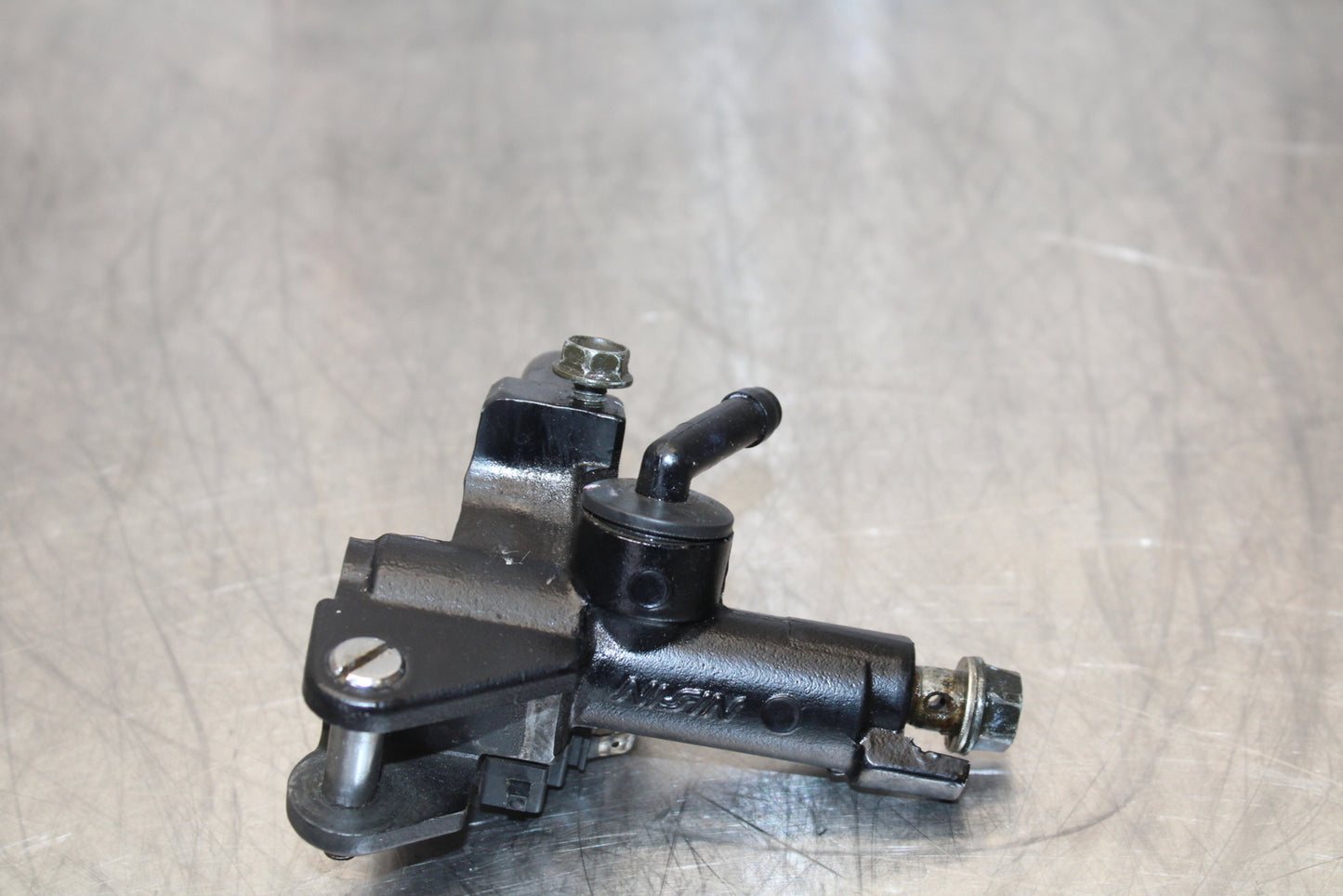 98-05 HONDA SUPER HAWK 1000 VTR1000F FRONT BRAKE MASTER CYLINDER BB152