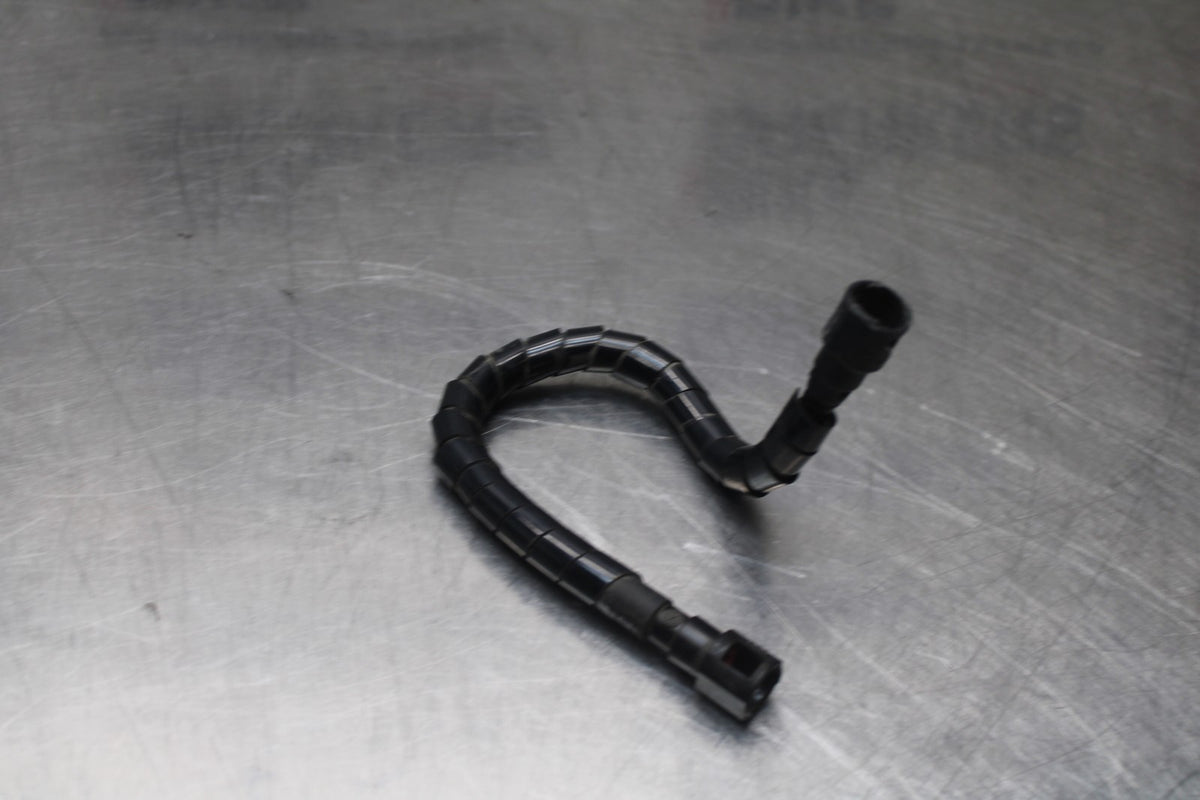 15 SUZUKI GW250F FUEL HOSE GAS LINE TUBE PIPE BB789