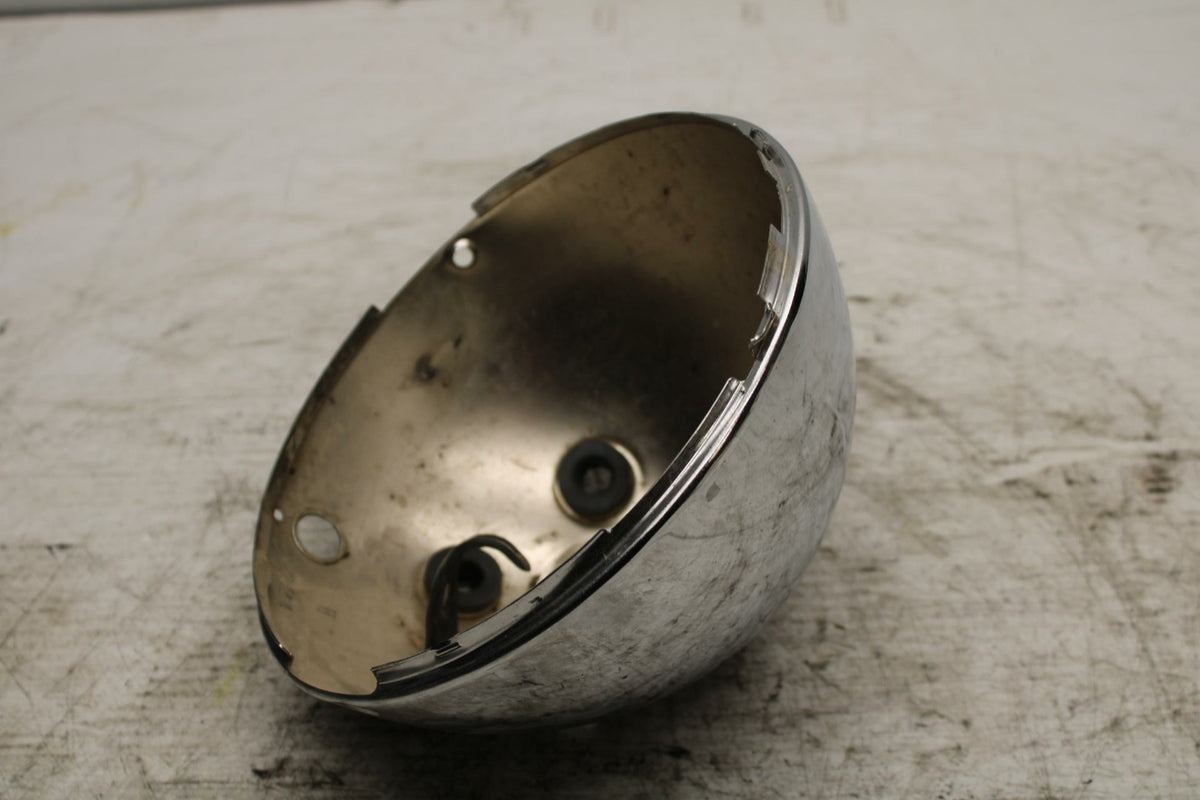 02-03 YAMAHA V STAR 1100 HEADLIGHT CASE HOUSING BUCKET BB308