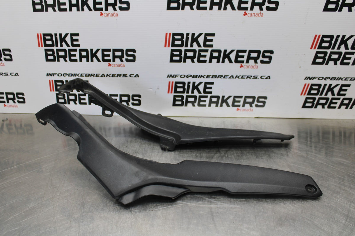 22-25 YAMAHA YZF R7 RIGHT LEFT SIDE SEAT PANELS TRIMS COWLS FAIRINGS COVER BB176