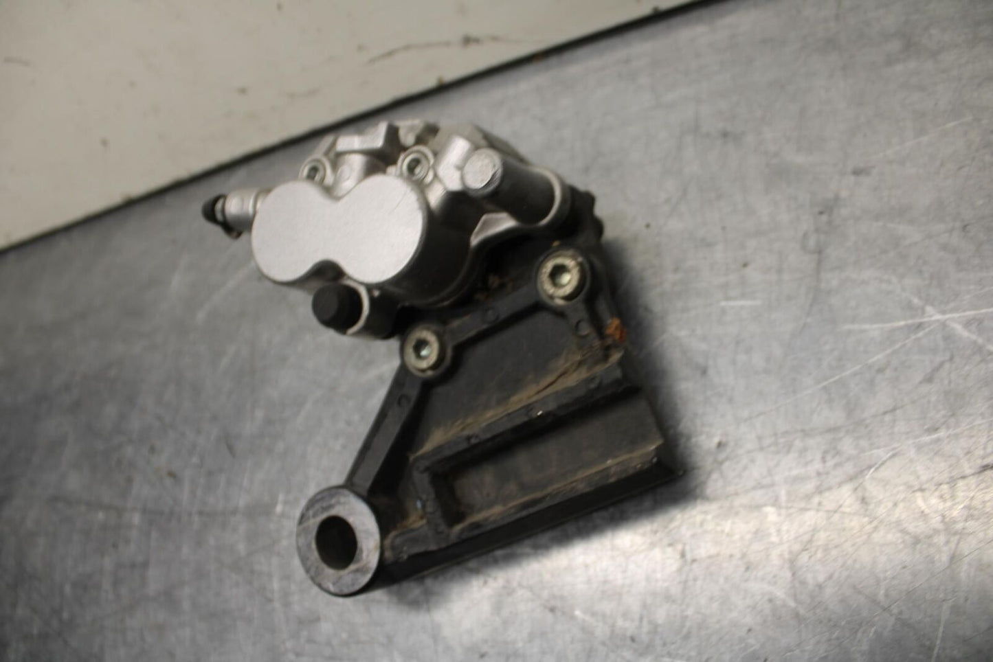 08-12 KAWASAKI NINJA 250R EX250J REAR BACK BRAKE CALIPER W MOUNT BRACKET BB612