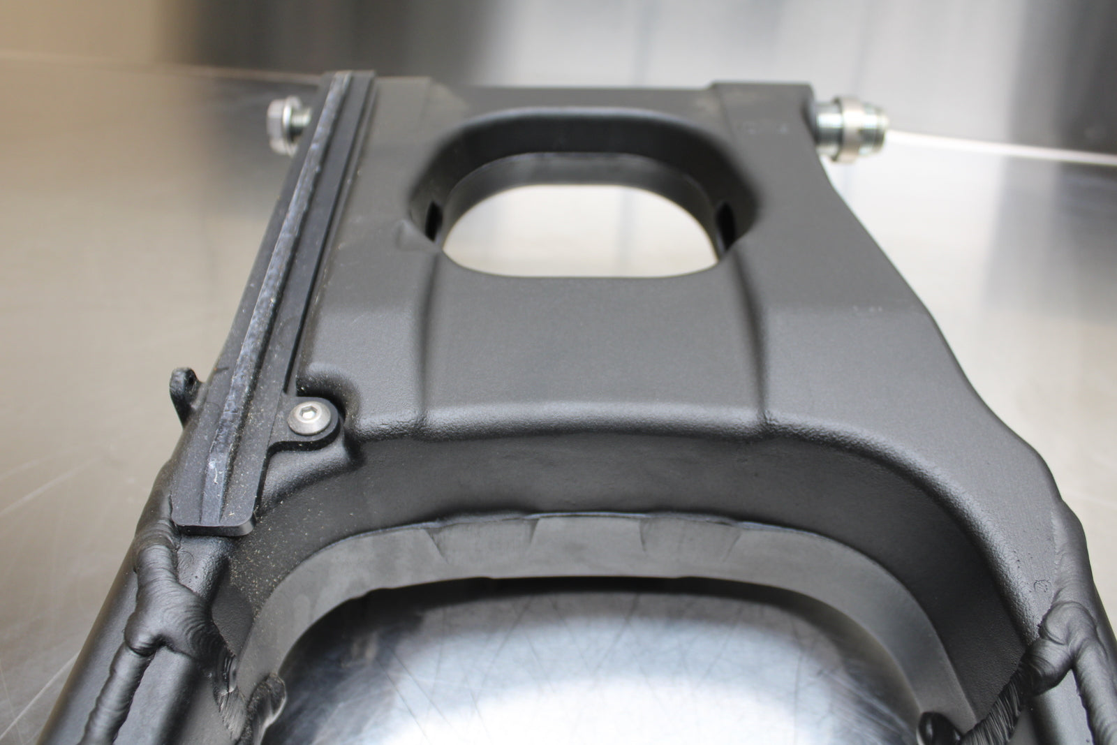 23-24 KAWASAKI NINJA ZX14R REAR SWINGARM BACK SUSPENSION SWING ARM BB141