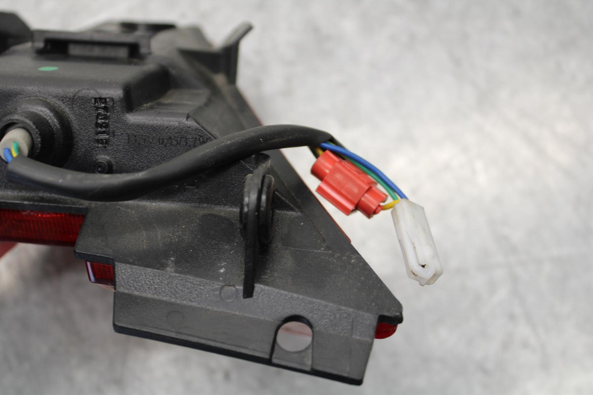 2016 Aprilia Tuono V4 1100  REAR TAIL TAILLIGHT BACK BRAKE LIGHT 2B001590 BB53