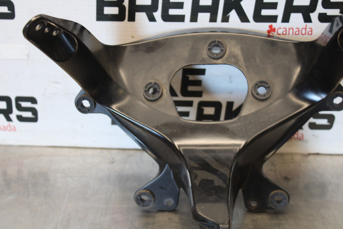 03-04 YAMAHA YZF R6 UPPER FAIRING MIRROR GAUGES STAY BRACKET BB890