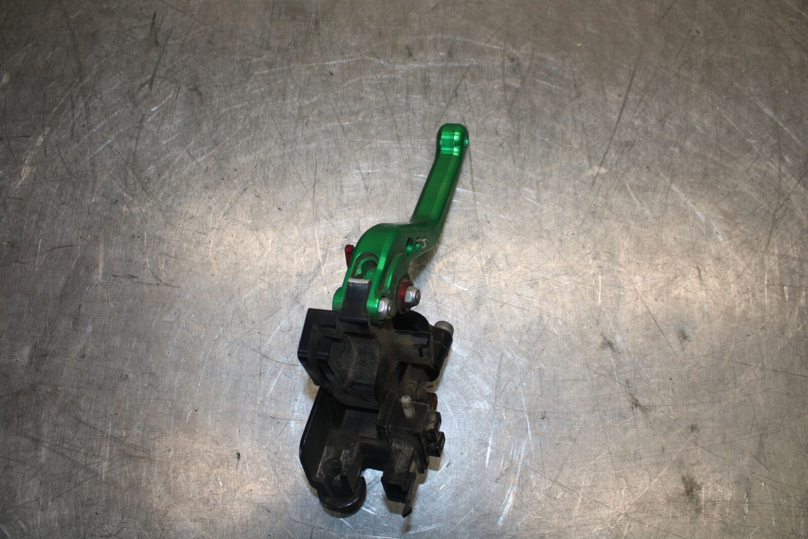 19-23 KAWASAKI NINJA ZX6R CLUTCH PERCH MOUNT WITH LEVER  46076-0121 BB701