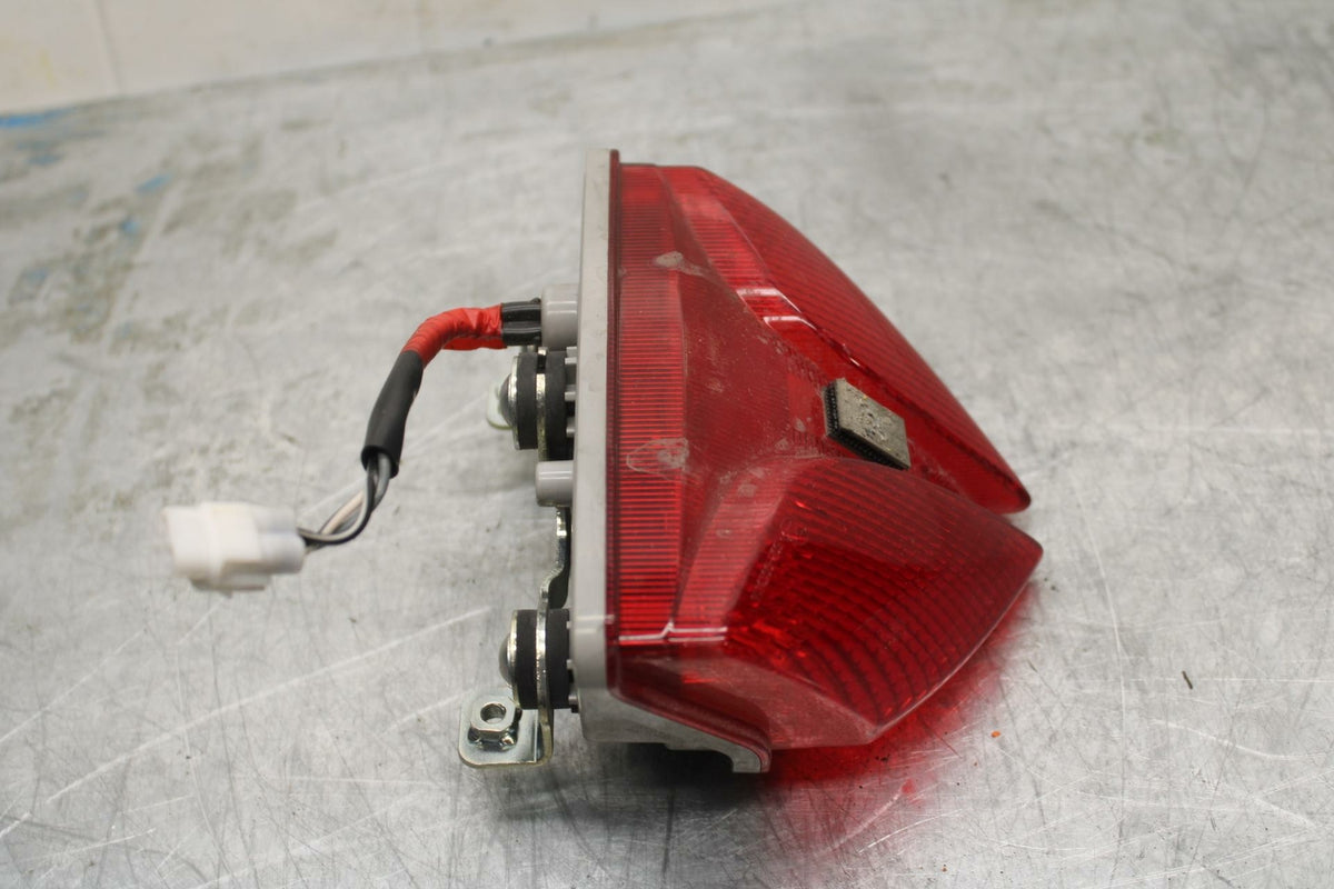 15-21 SUZUKI GSXR600 REAR TAIL TAILLIGHT BACK BRAKE LIGHT BB418