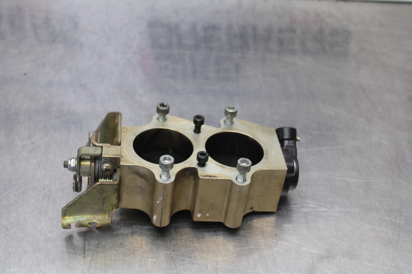 05-06 VICTORY KINGPIN DELUXE THROTTLE BODY BODIES BB195