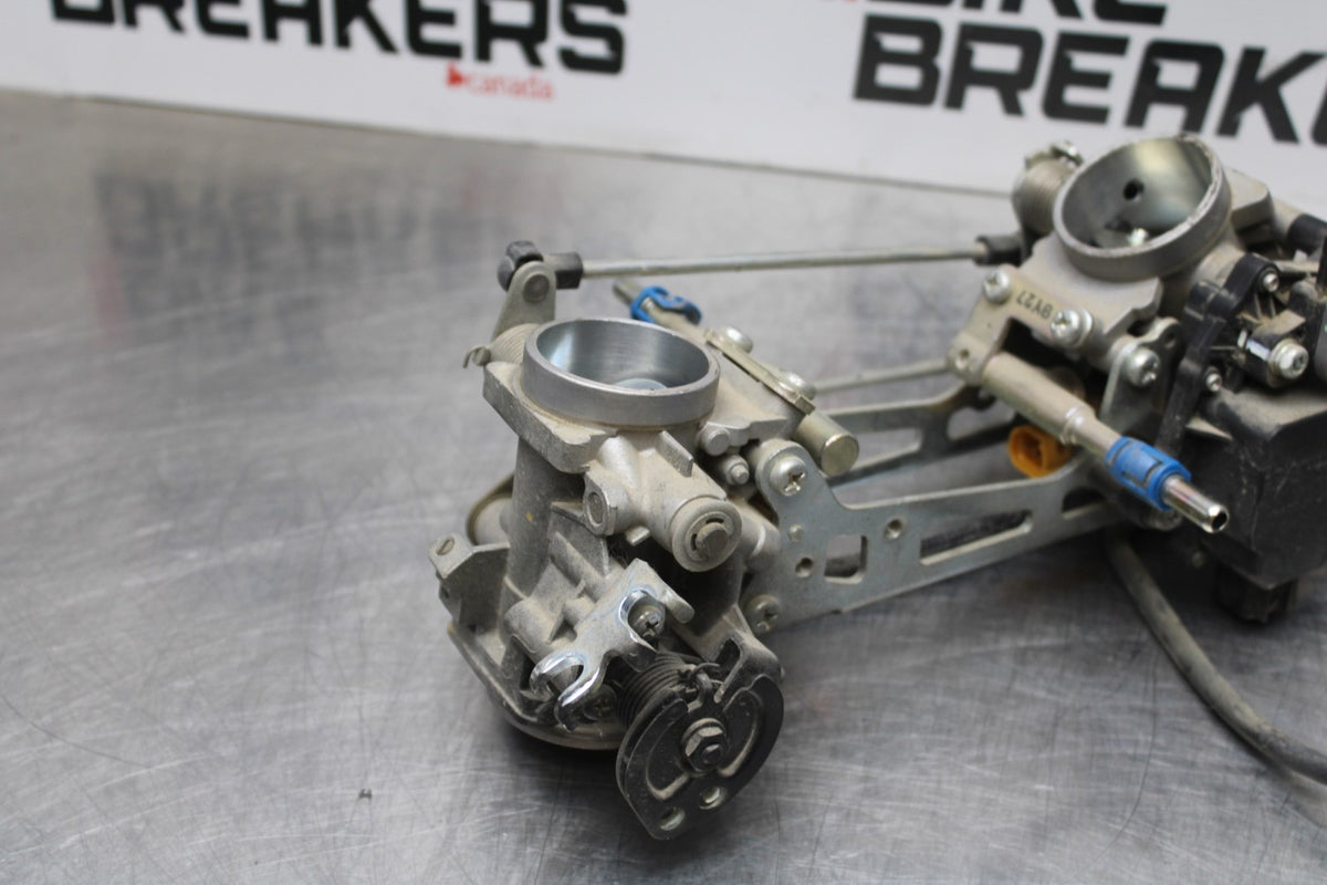 10 SUZUKI SV650 MAIN FUEL INJECTORS / THROTTLE BODIES BB181