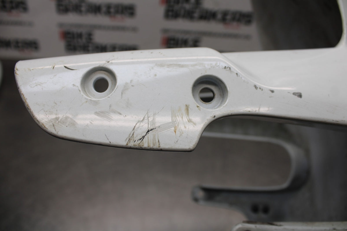 08-10 SUZUKI GSXR 600 FRONT WHEEL FENDER COWL FAIRING BB00-A