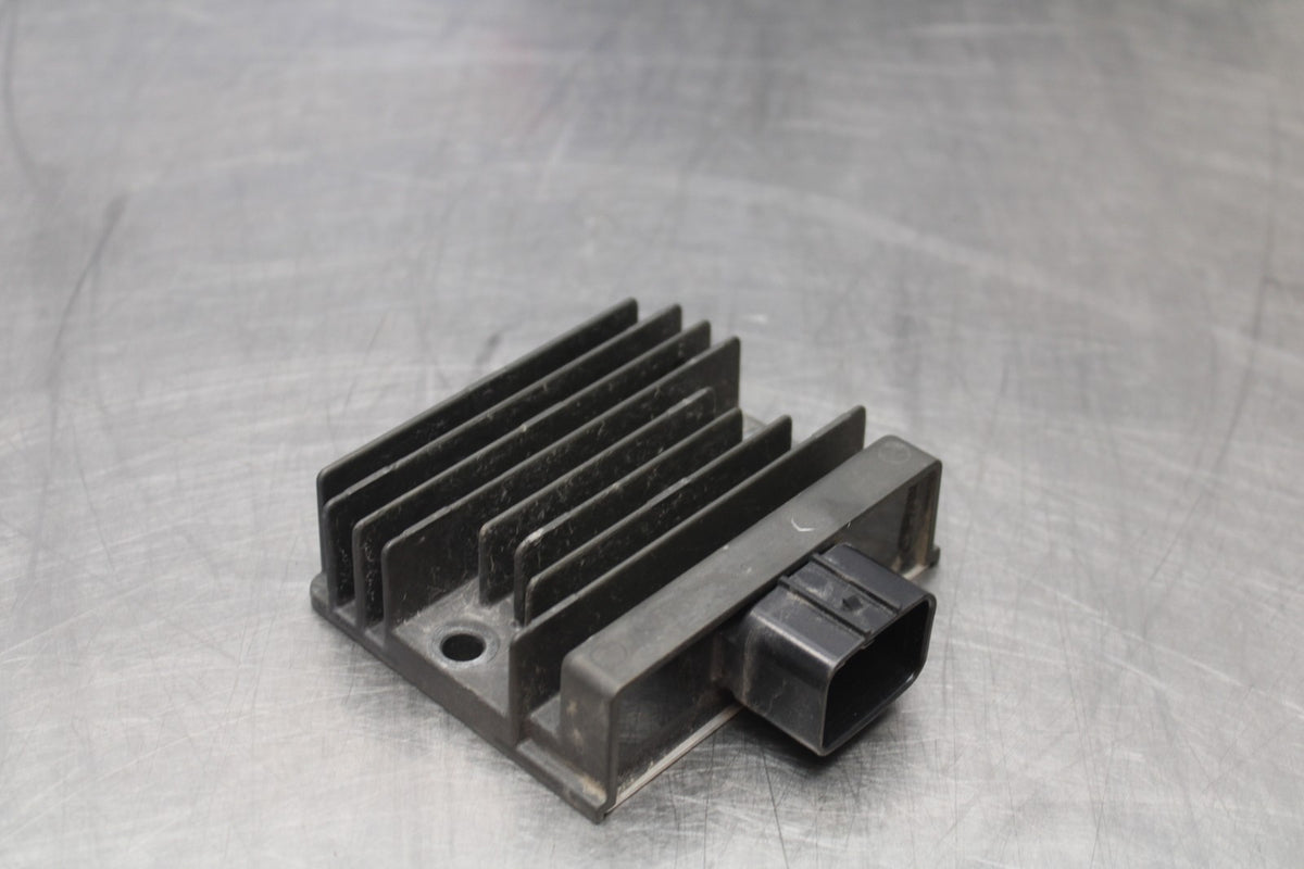 23 KAWASAKI NINJA 650 EX650 RECTIFIER VOLTAGE REGULATOR BB920