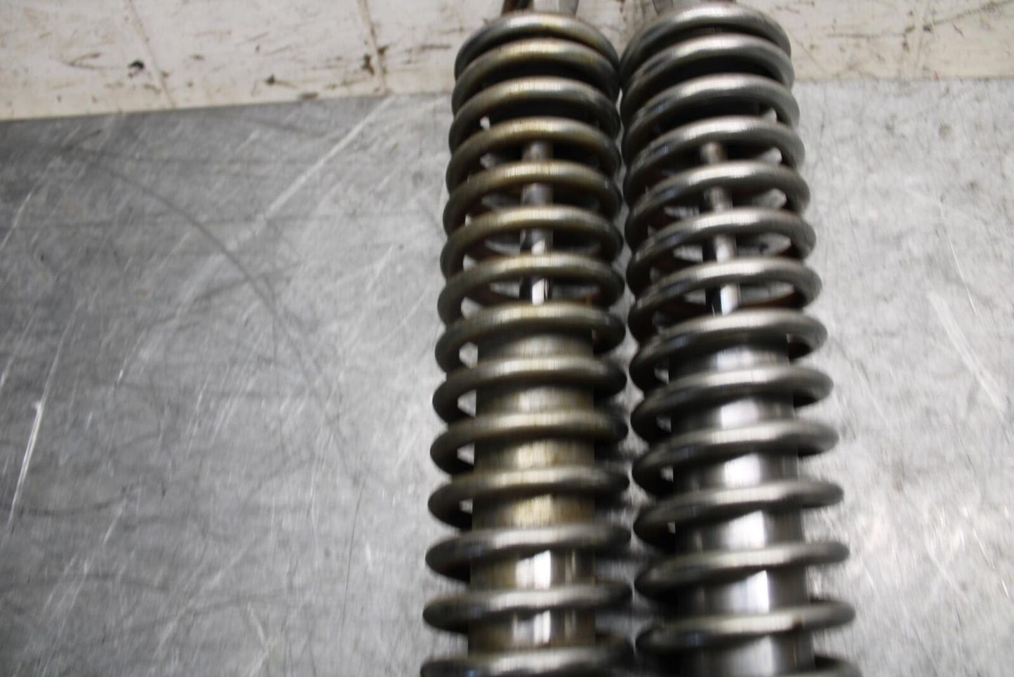1982 Suzuki GS450L REAR BACK SHOCK ABSORBER BB52