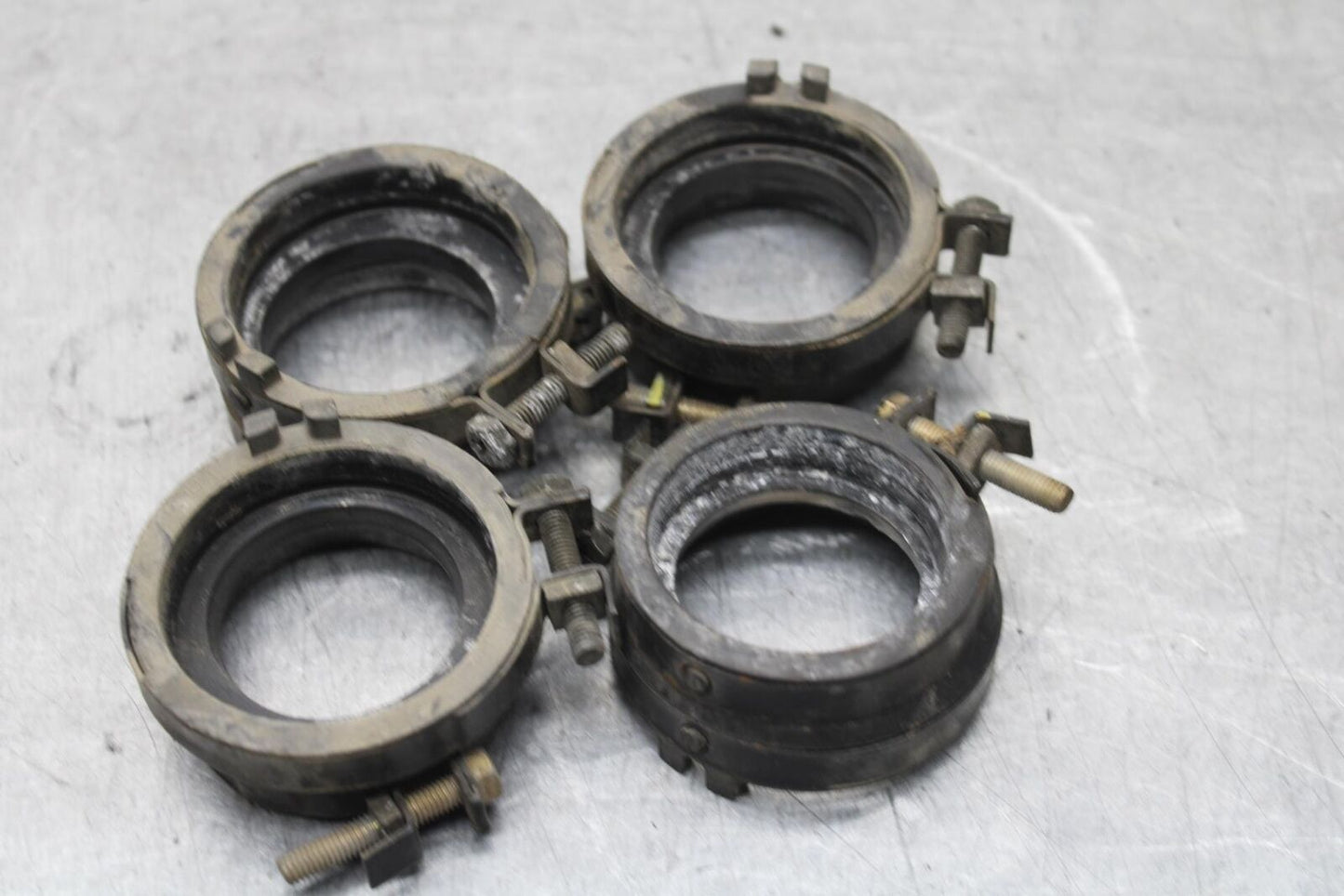 03-04 HONDA CBR600RR INTAKE RUBBER BOOTS BB637