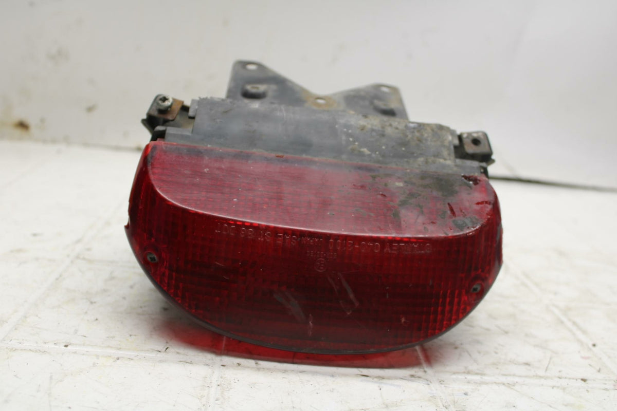 93 SUZUKI KATANA 600 GSX600F REAR TAIL TAILLIGHT BACK BRAKE LIGHT BB400
