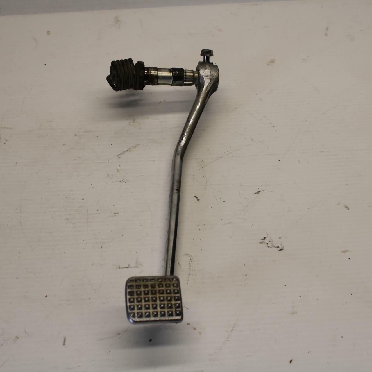 83-86 HONDA V65 MAGNA RIGHT REARSET BRAKE FOOT PEDAL BB236