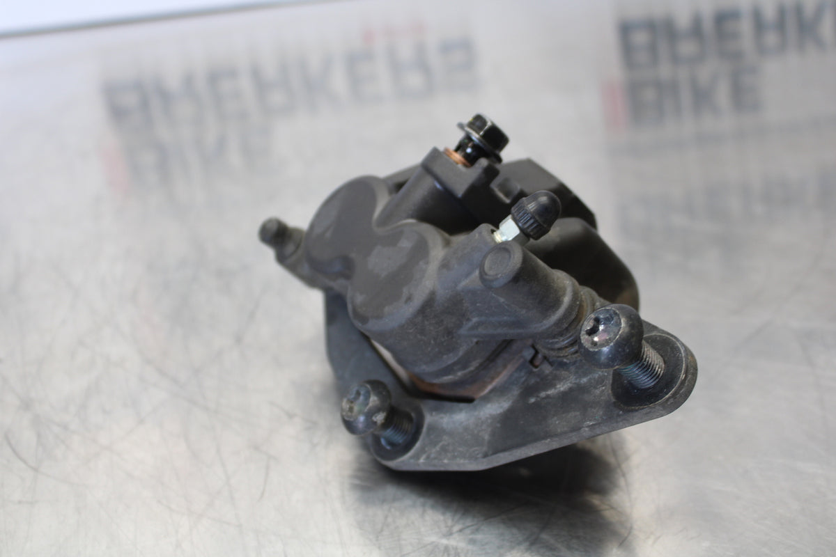 23 YAMAHA YZF R3 RIGHT FRONT BRAKE CALIPER BB147